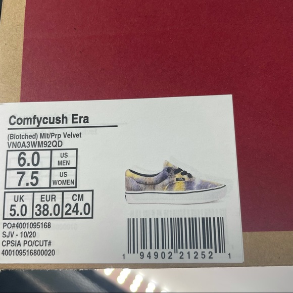 VANS NEW BLOTCHED COMFYCUSH ERA WOMEN’S SNEAKERS PURPLE YELLOW SKATE SHOE NWT - Picture 8 of 9